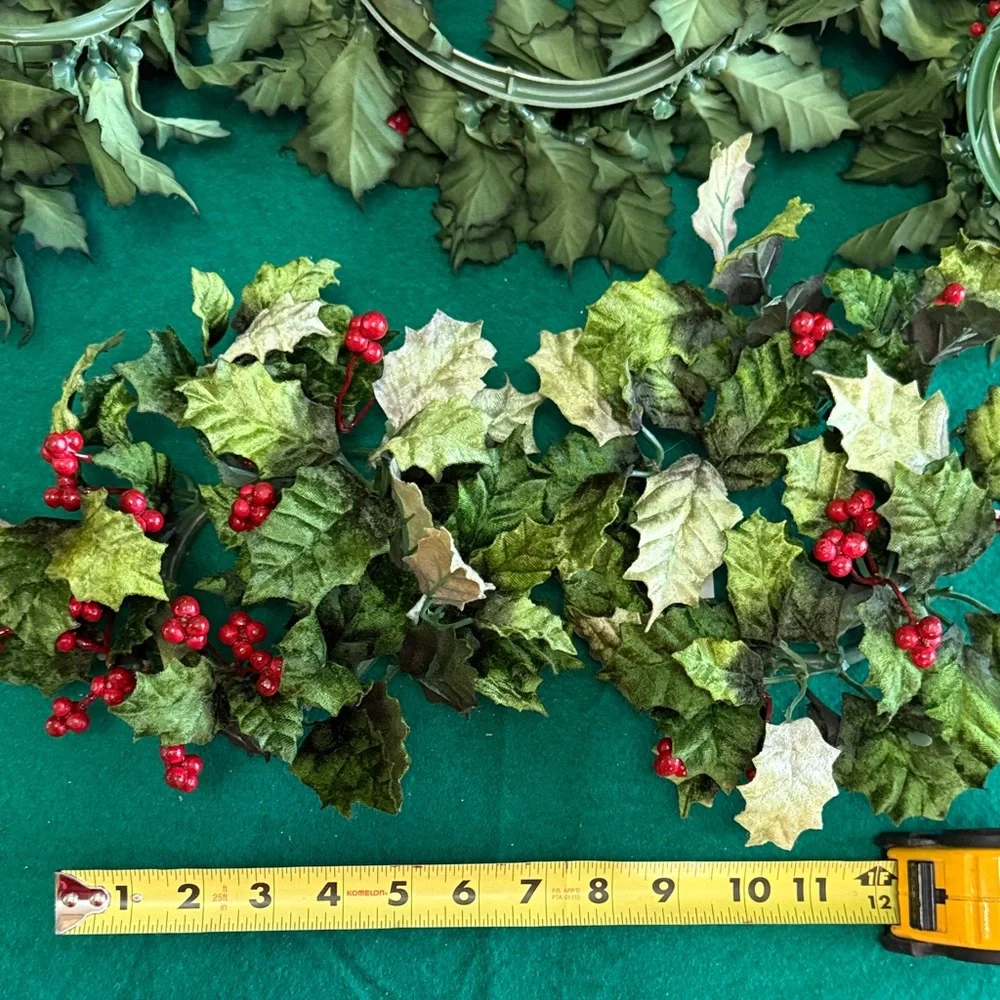 Festive Green and Red Holiday Greenery - 7 pcs